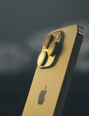 Image of the back of an Apple iPhone 14Pro